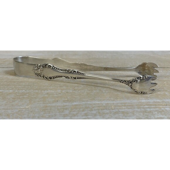 Silver Plate Sugar Tongs 1881 Rogers - Picture 8 of 8